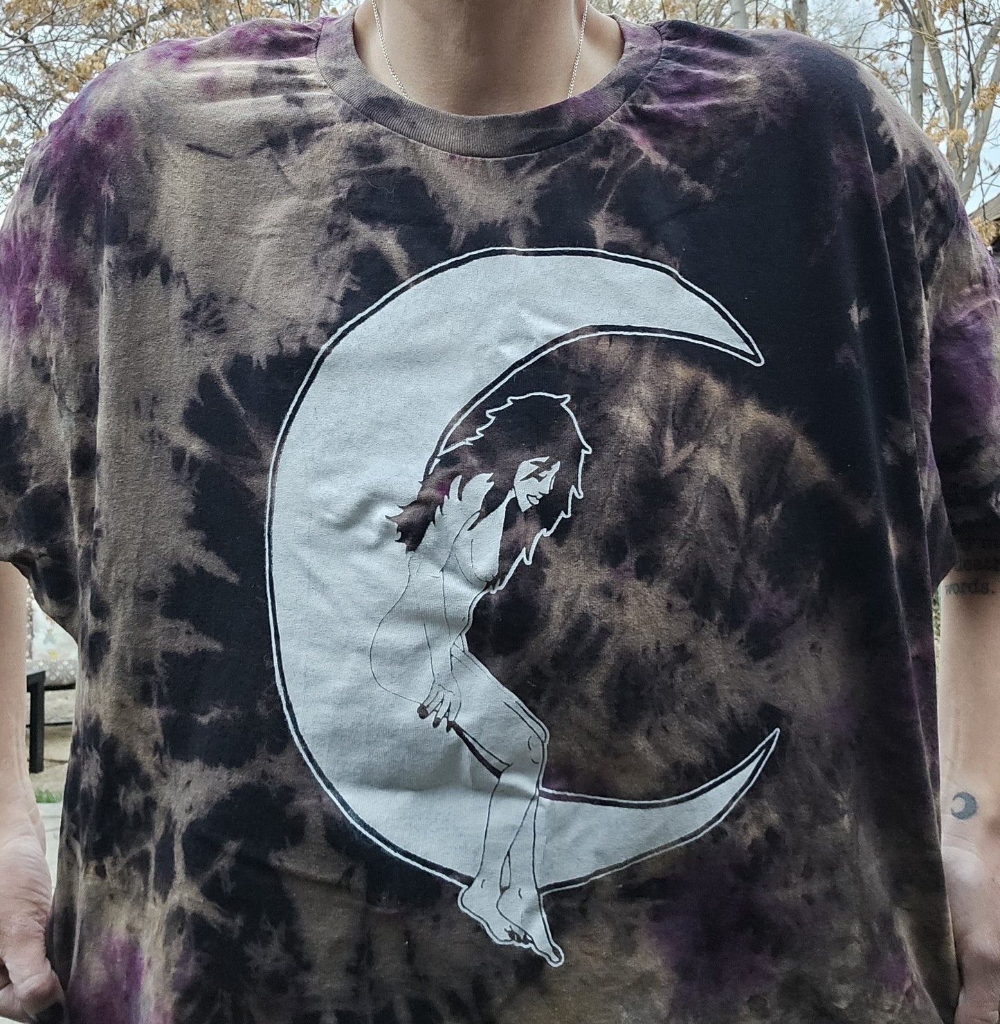 Moonbeam Reverse Tie-Dye T-Shirt